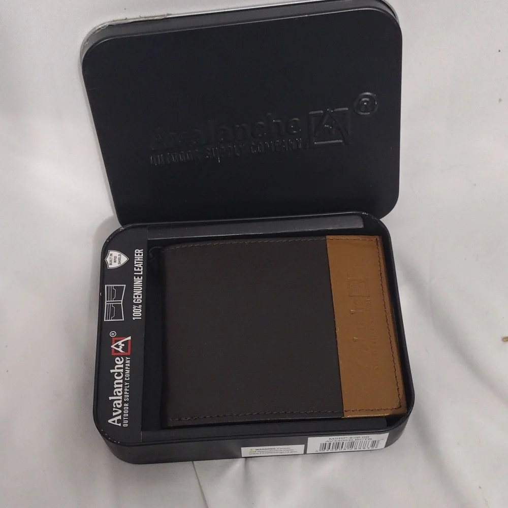 NIB Avalanche Two-Tone Brown 100% Genuine Leather Wallet Rfd Shield